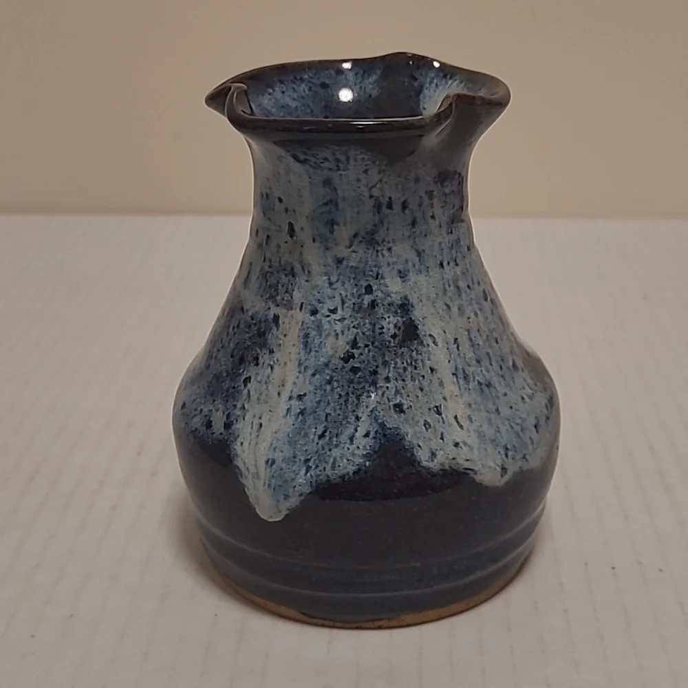 Beautiful Signed Pottery Vase